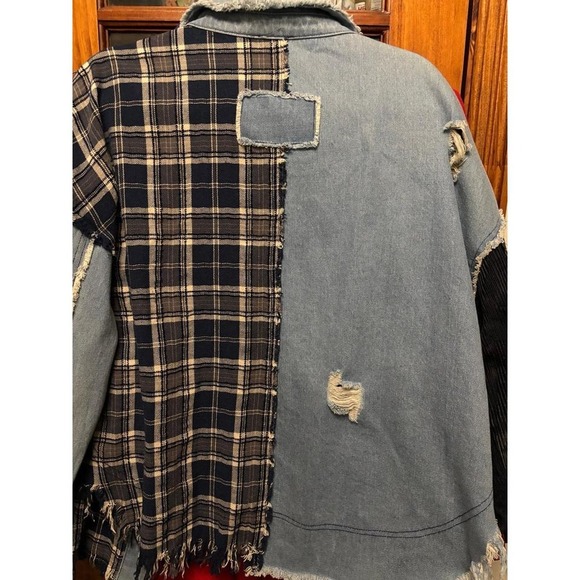 Miss Me mixed media shacket size Meduim - Picture 6 of 7